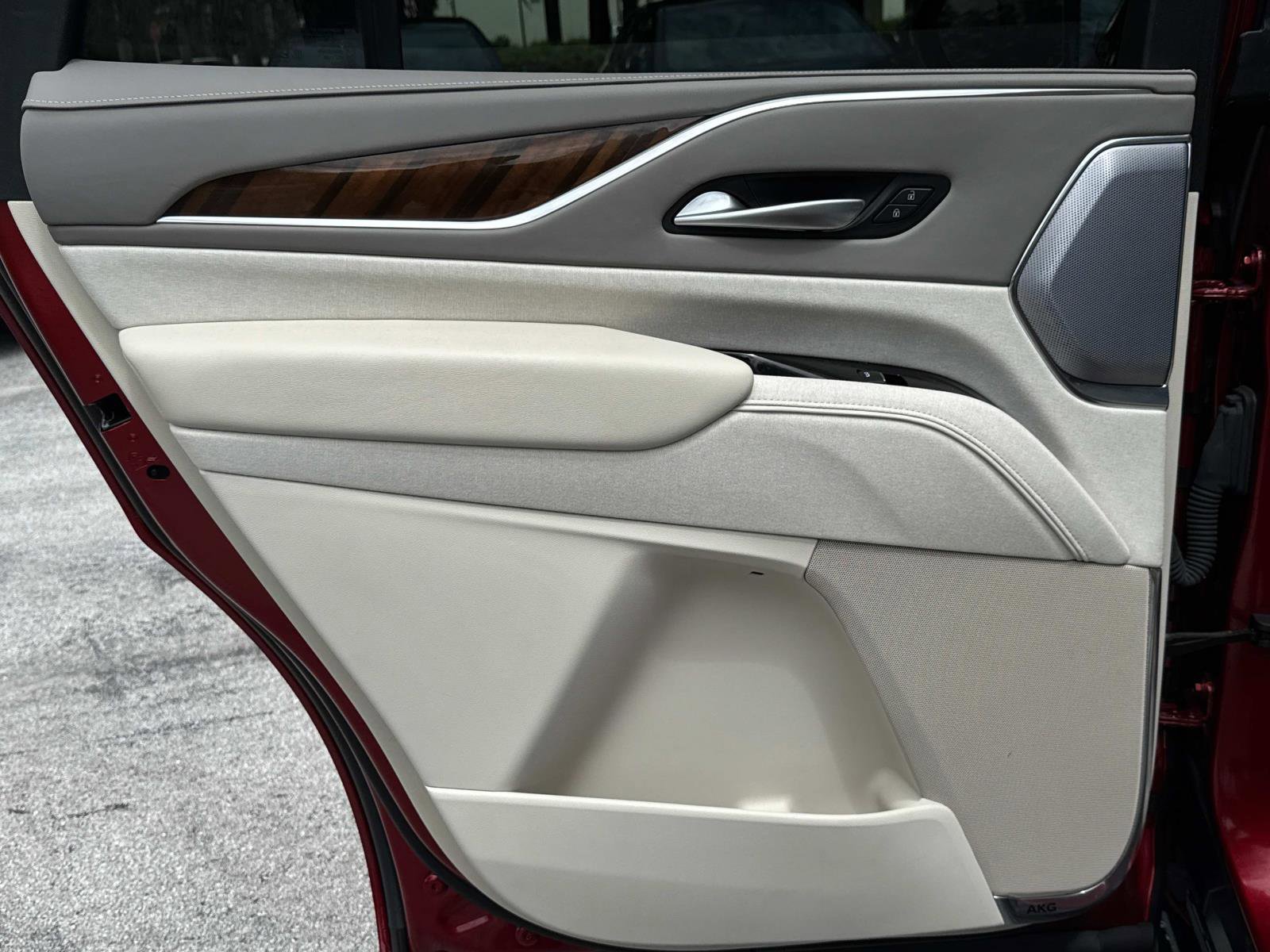 Certified 2024 Cadillac Escalade Sport Platinum image 13