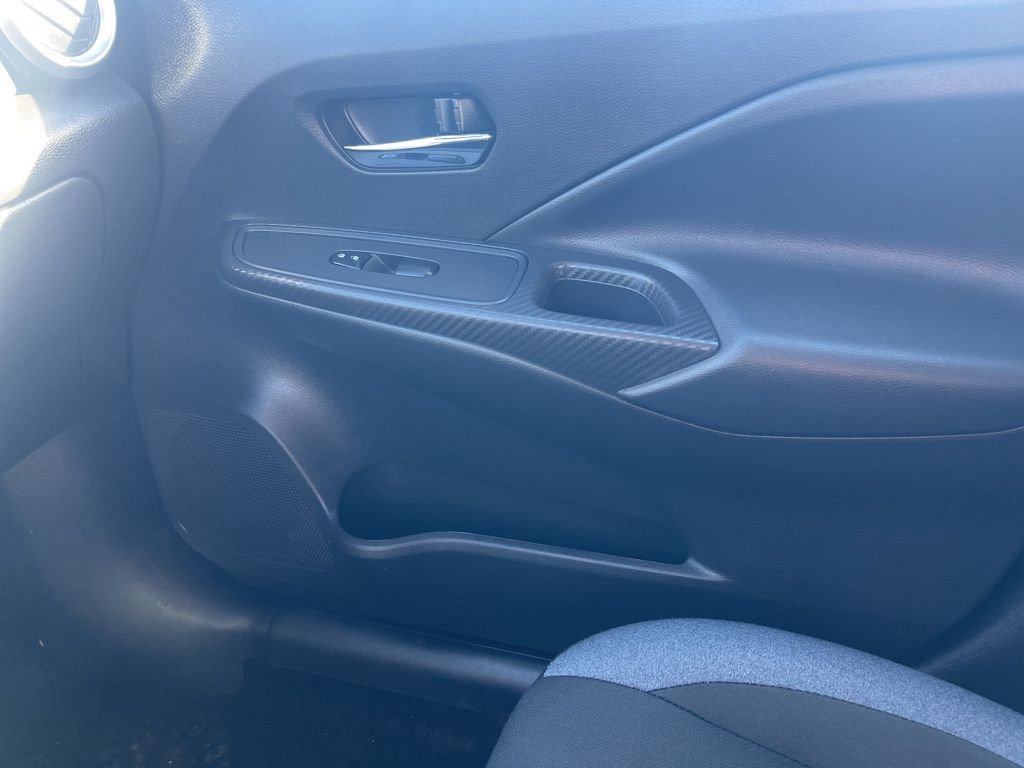 Used 2024 Nissan Versa SV image 16