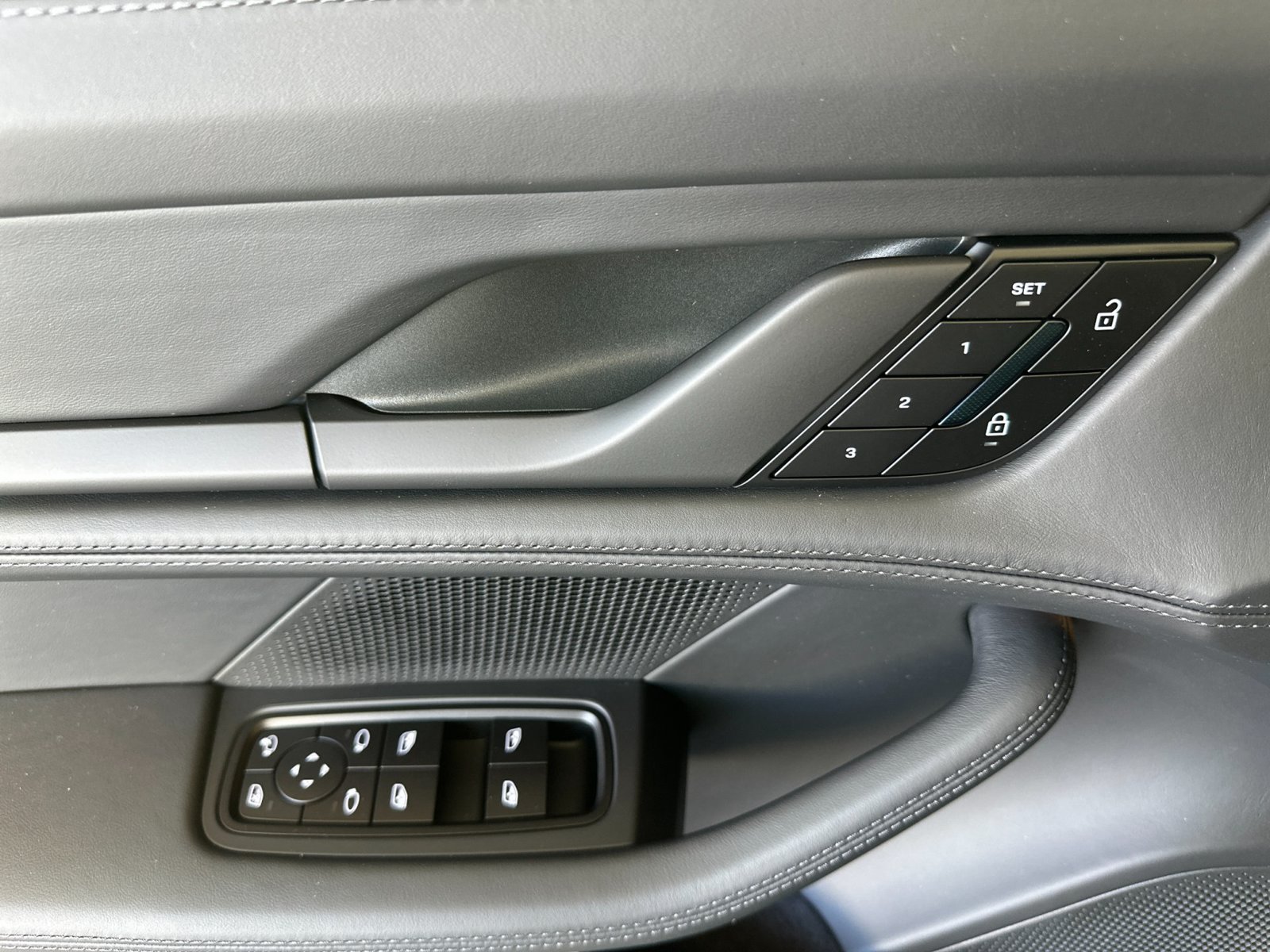 New 2026 Porsche Taycan AWD/4WD image 12