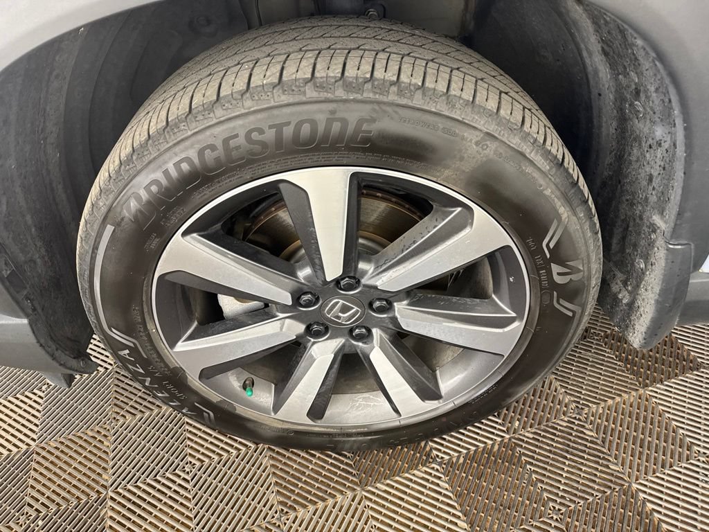 Certified 2023 Honda Pilot Touring image 31