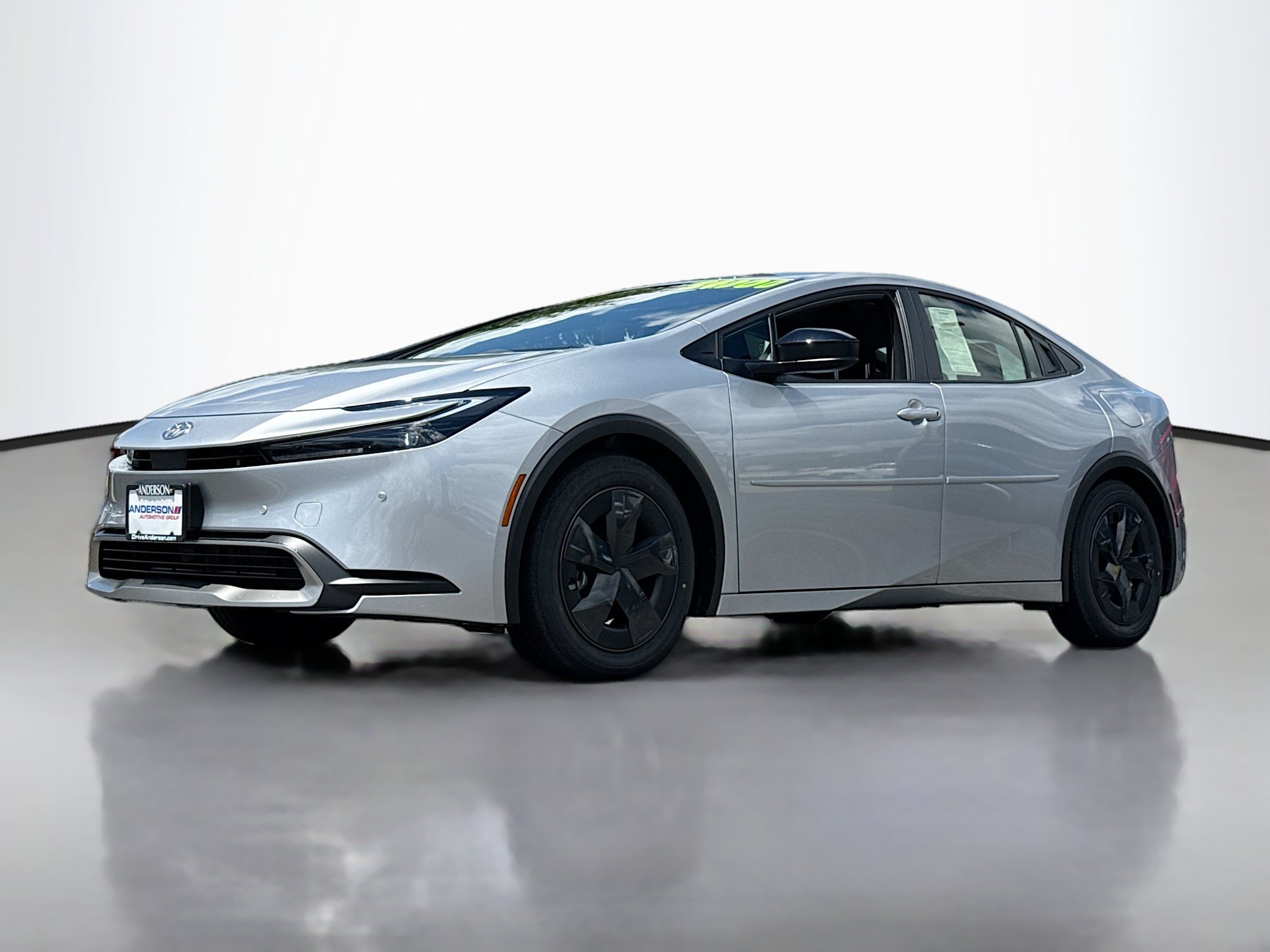 Used 2026 Toyota Prius Plug-In Hybrid FWD image 13