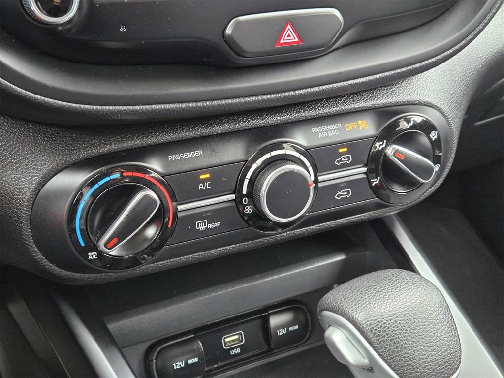 Certified 2023 Kia Soul LX w/ LX Technology Package image 21