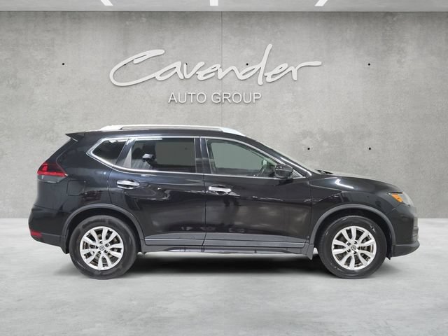 Used 2019 Nissan Rogue S w/ Special Edition Package FWD image 17