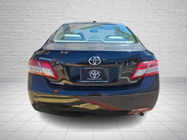 Used 2010 Toyota Camry FWD image 5