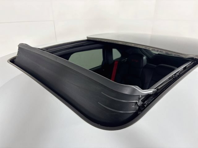 Used 2017 Porsche Macan GTS AWD/4WD image 22