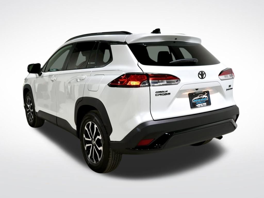 Used 2025 Toyota Corolla Cross AWD Hybrid image 7