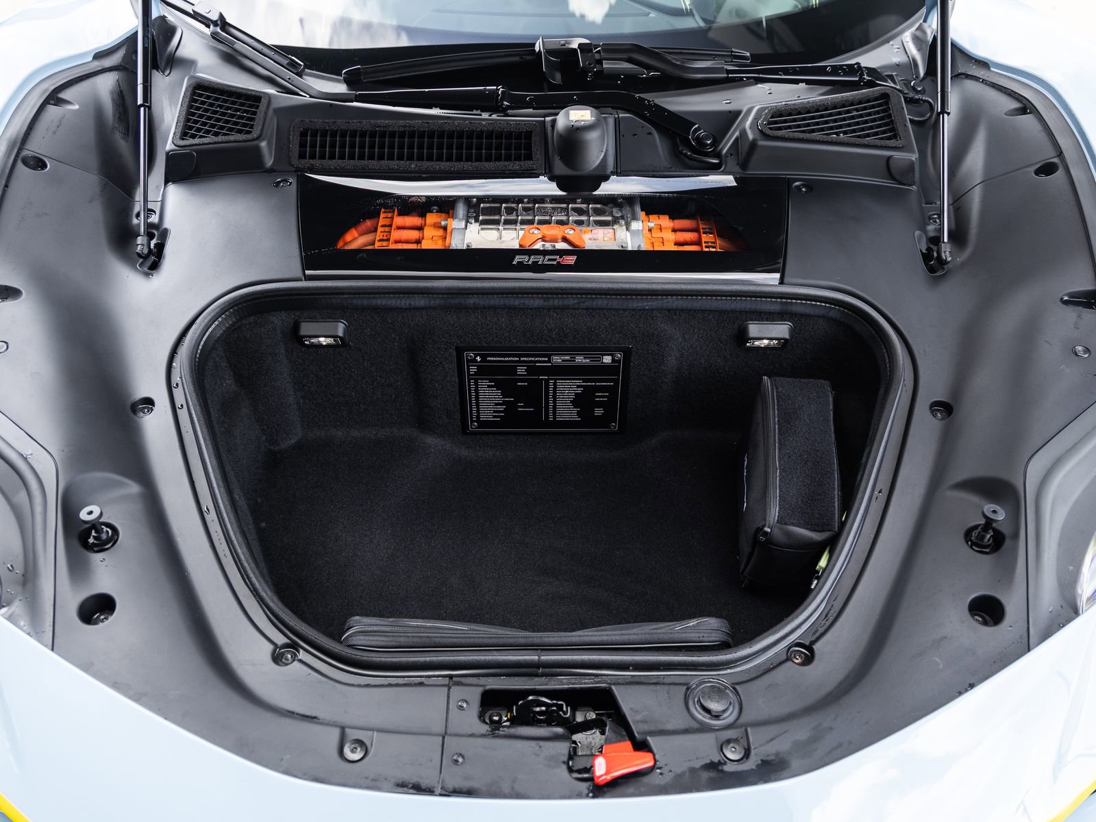 Used 2024 Ferrari SF90 Spider image 51