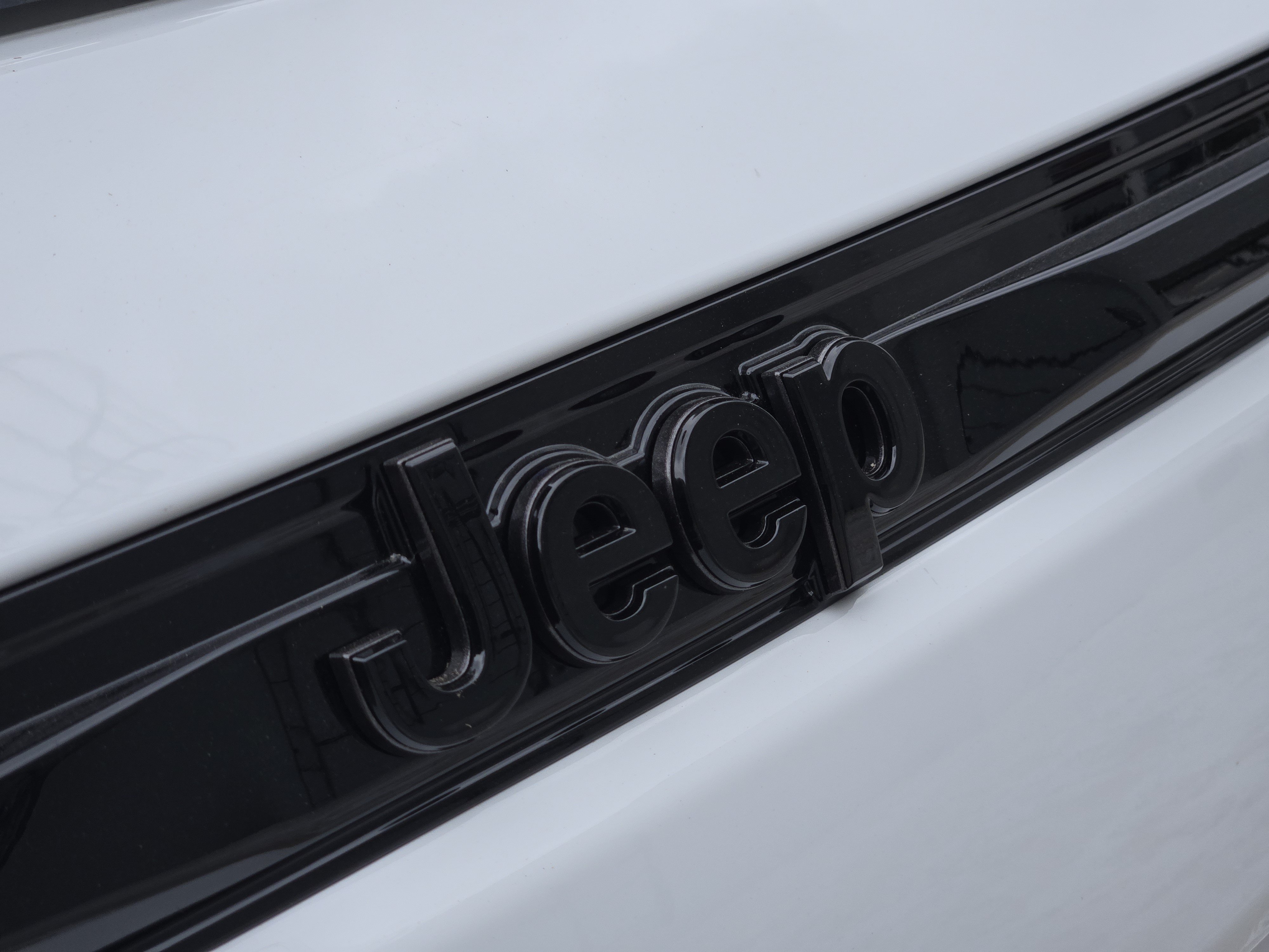 New 2026 Jeep Grand Cherokee Limited w/ Limited Altitude Package AWD/4WD image 7
