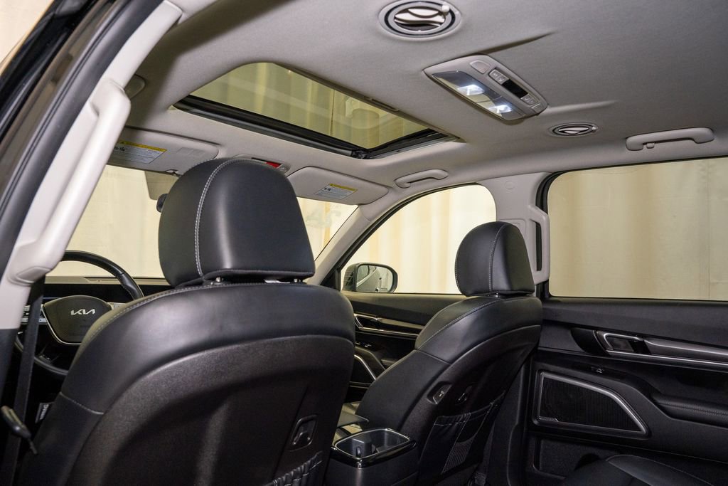Certified 2024 Kia Telluride S w/ S Sunroof Package image 8