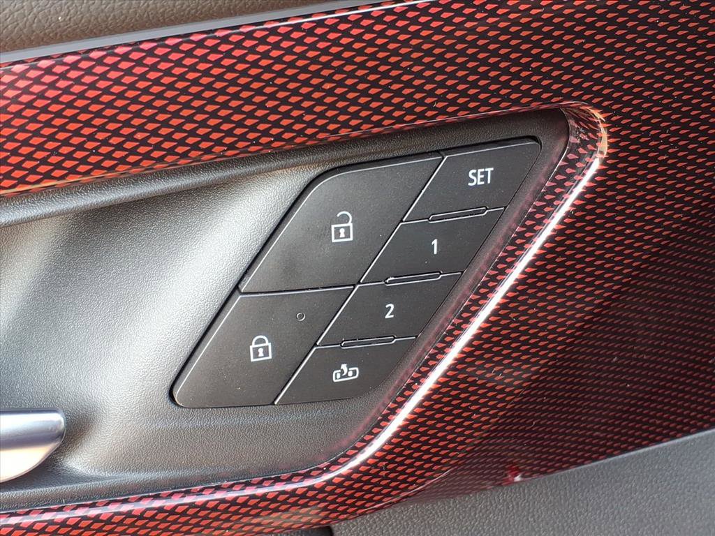 New 2026 Chevrolet Traverse RS w/ LPO, Floor Liner Package image 4