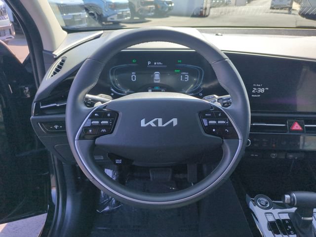 Certified 2025 Kia Niro EX FWD image 17