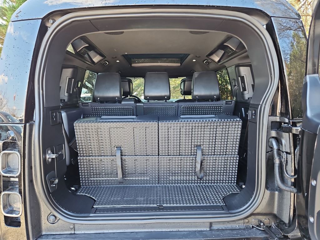 Used 2021 Land Rover Defender 110 X image 33