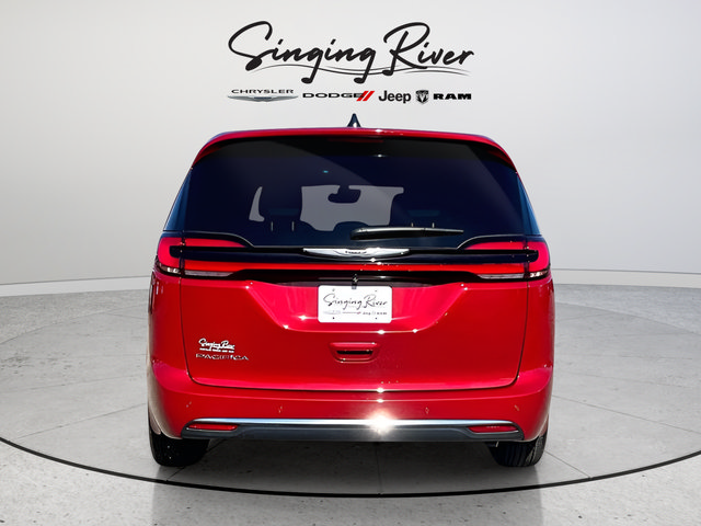New 2026 Chrysler Pacifica Select FWD image 4