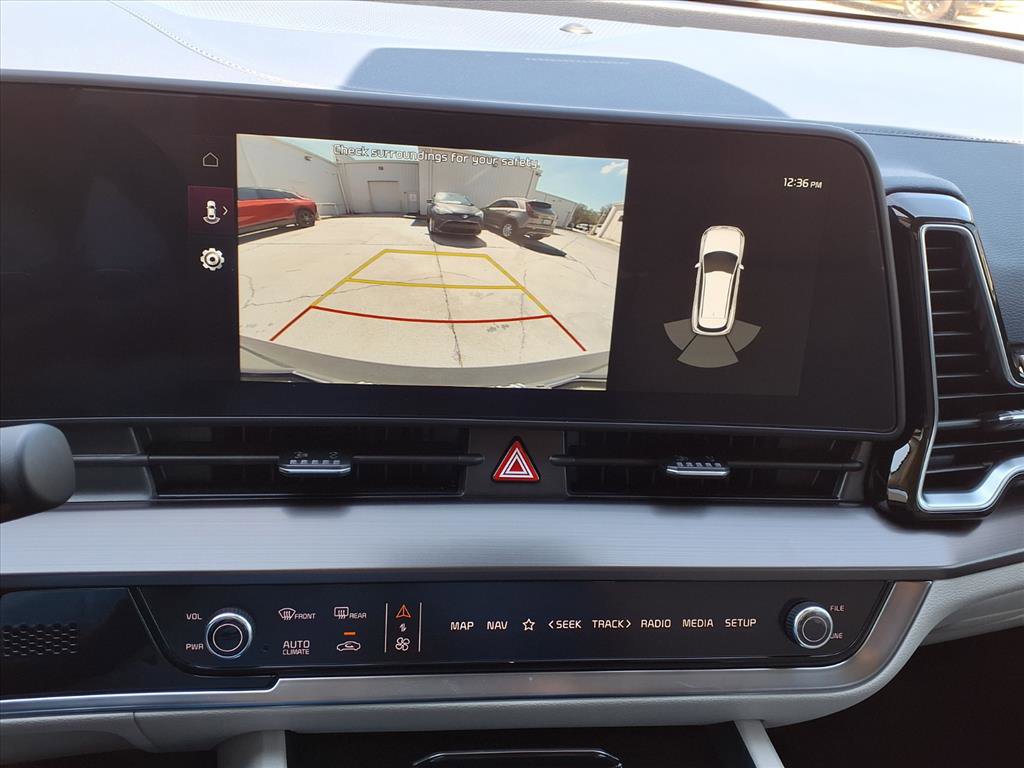 Used 2025 Kia Sportage EX image 22