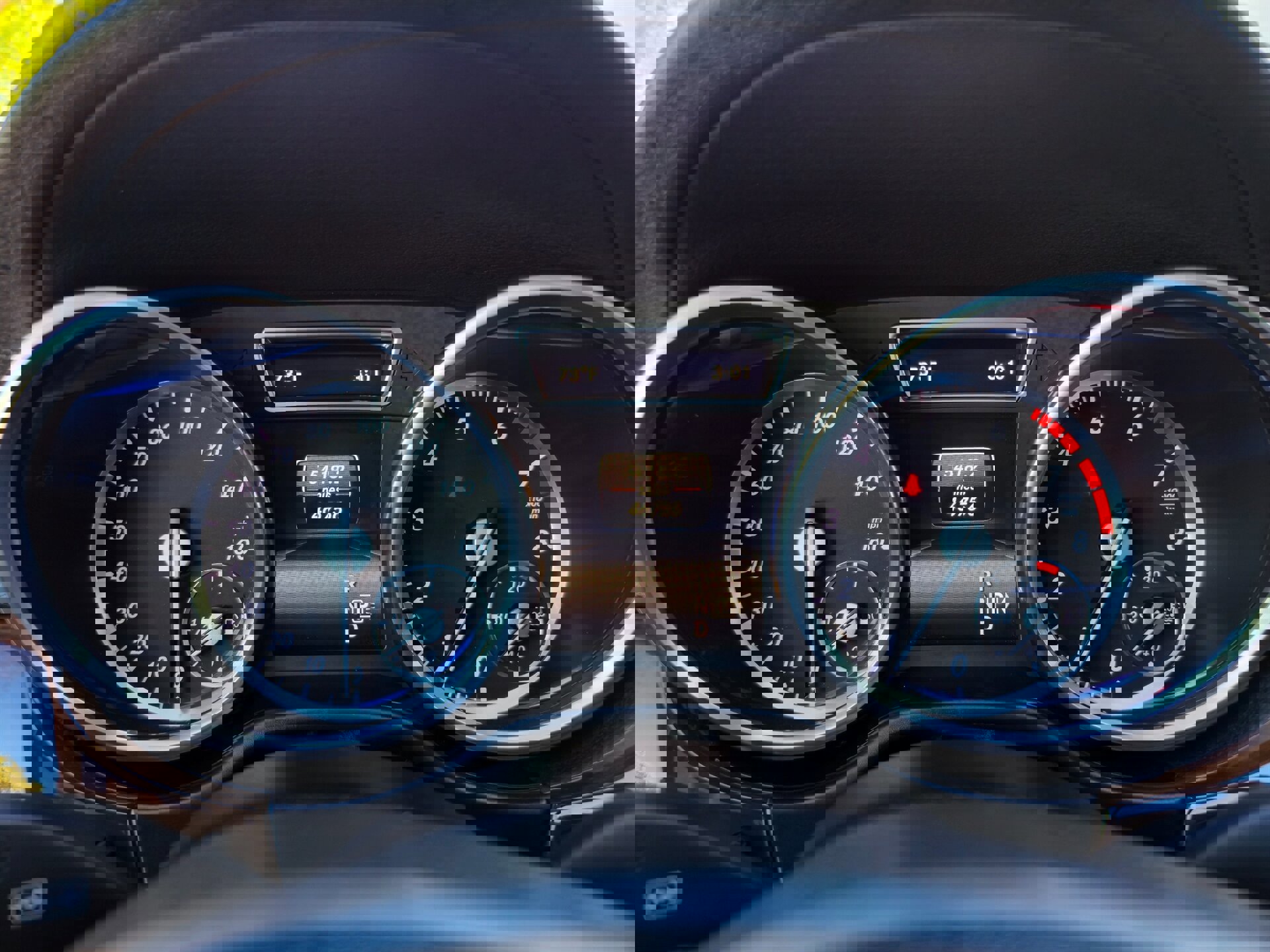 Used 2015 Mercedes-Benz GL 550 4MATIC image 15