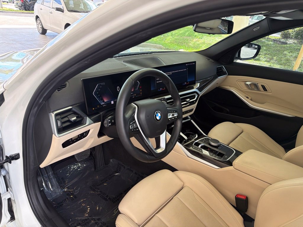 Used 2024 BMW 330i Sedan w/ Convenience Package RWD image 7