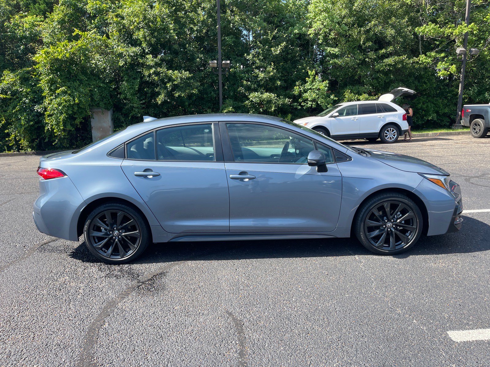 Used 2023 Toyota Corolla SE FWD image 21