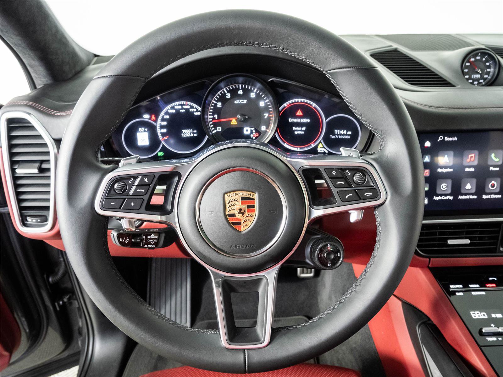 Certified 2023 Porsche Cayenne GTS AWD/4WD image 9