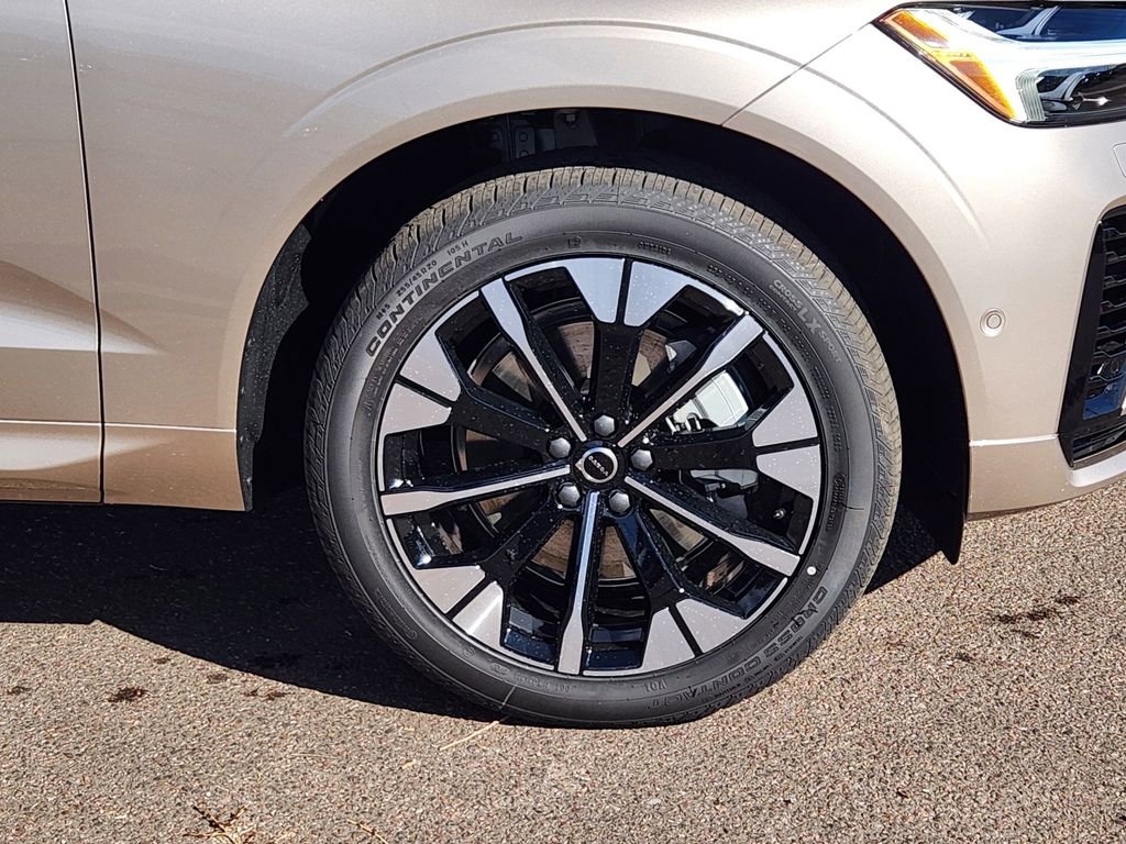 New 2026 Volvo XC60 T8 Ultra w/ Climate Package image 30