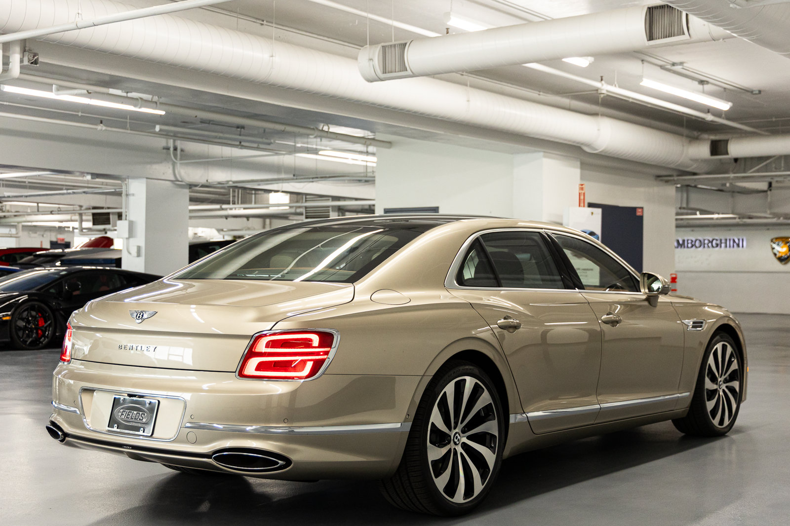 Certified 2026 Bentley Flying Spur V8 AWD/4WD image 5