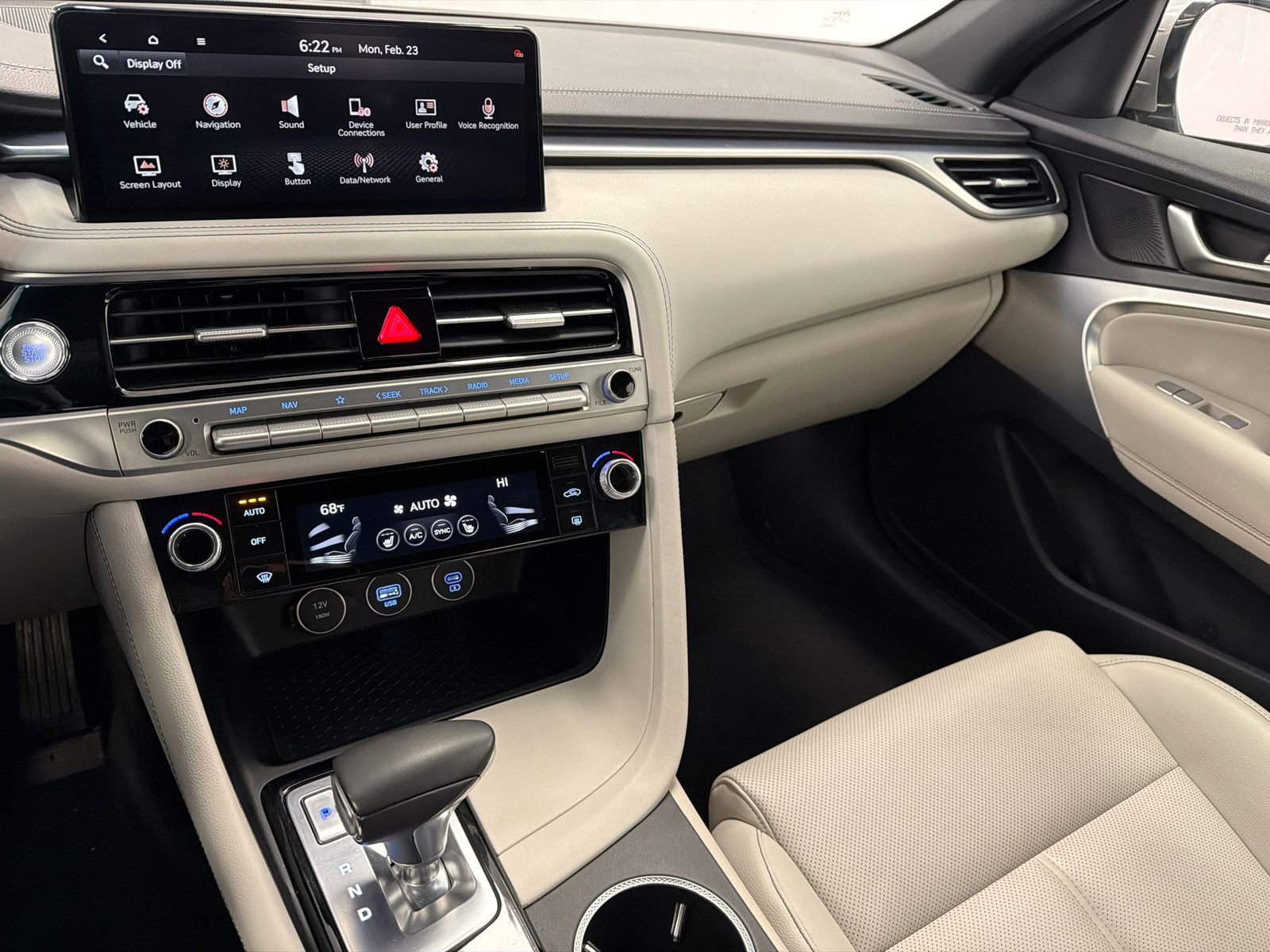 Used 2024 Genesis G70 2.5T image 22