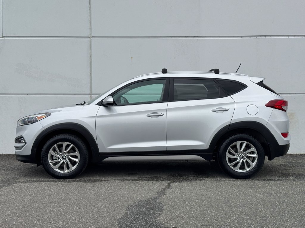 Used 2017 Hyundai Tucson SE w/ SE Popular Package 02 AWD/4WD image 4