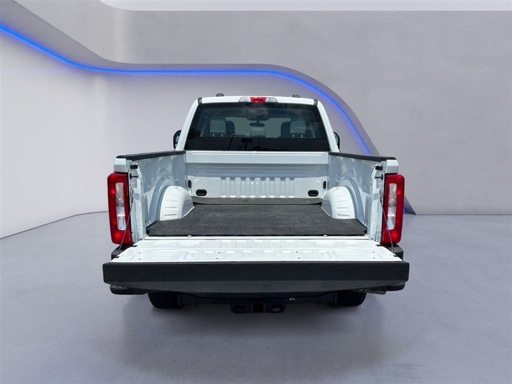 Used 2025 Ford F250 XL AWD/4WD image 10
