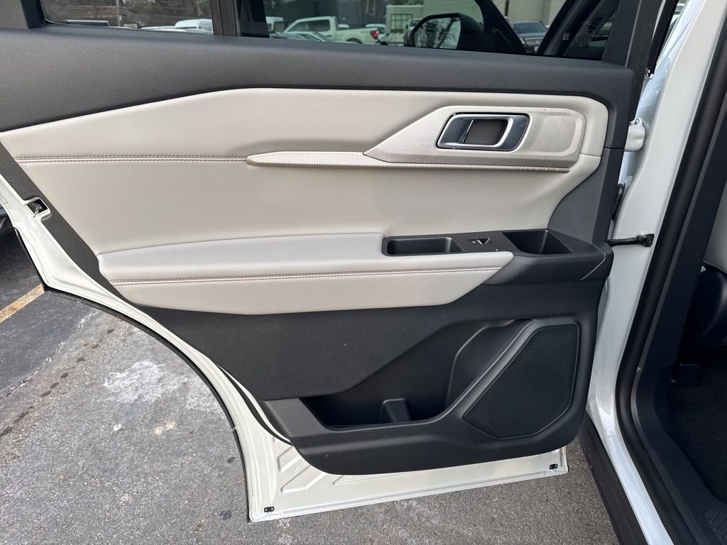 New 2026 Ford Explorer Active w/ Active Comfort Package image 19