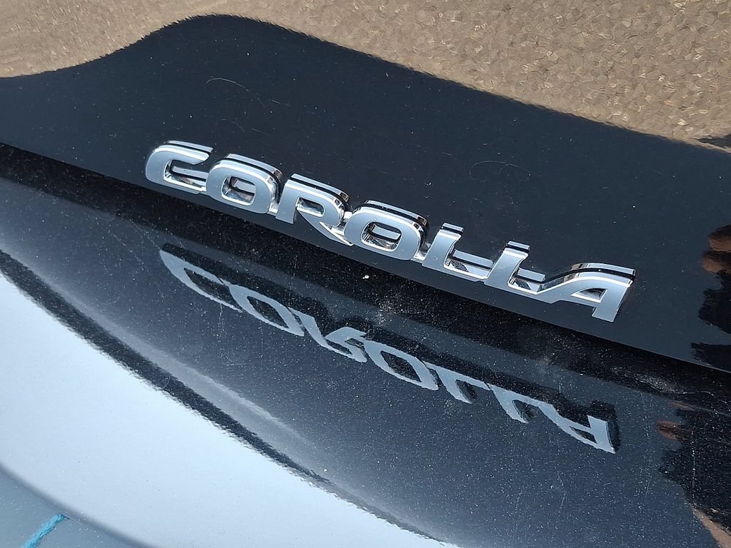 Used 2025 Toyota Corolla SE FWD image 29