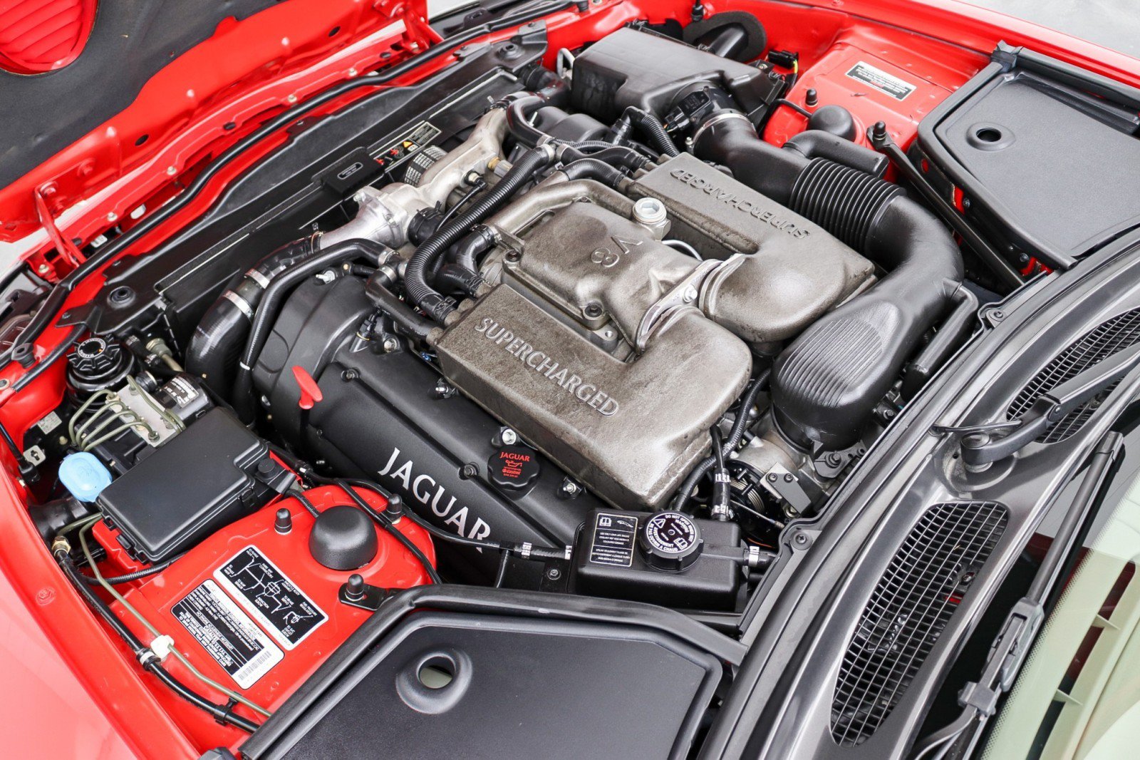 Used 2000 Jaguar XK8 Convertible RWD image 40