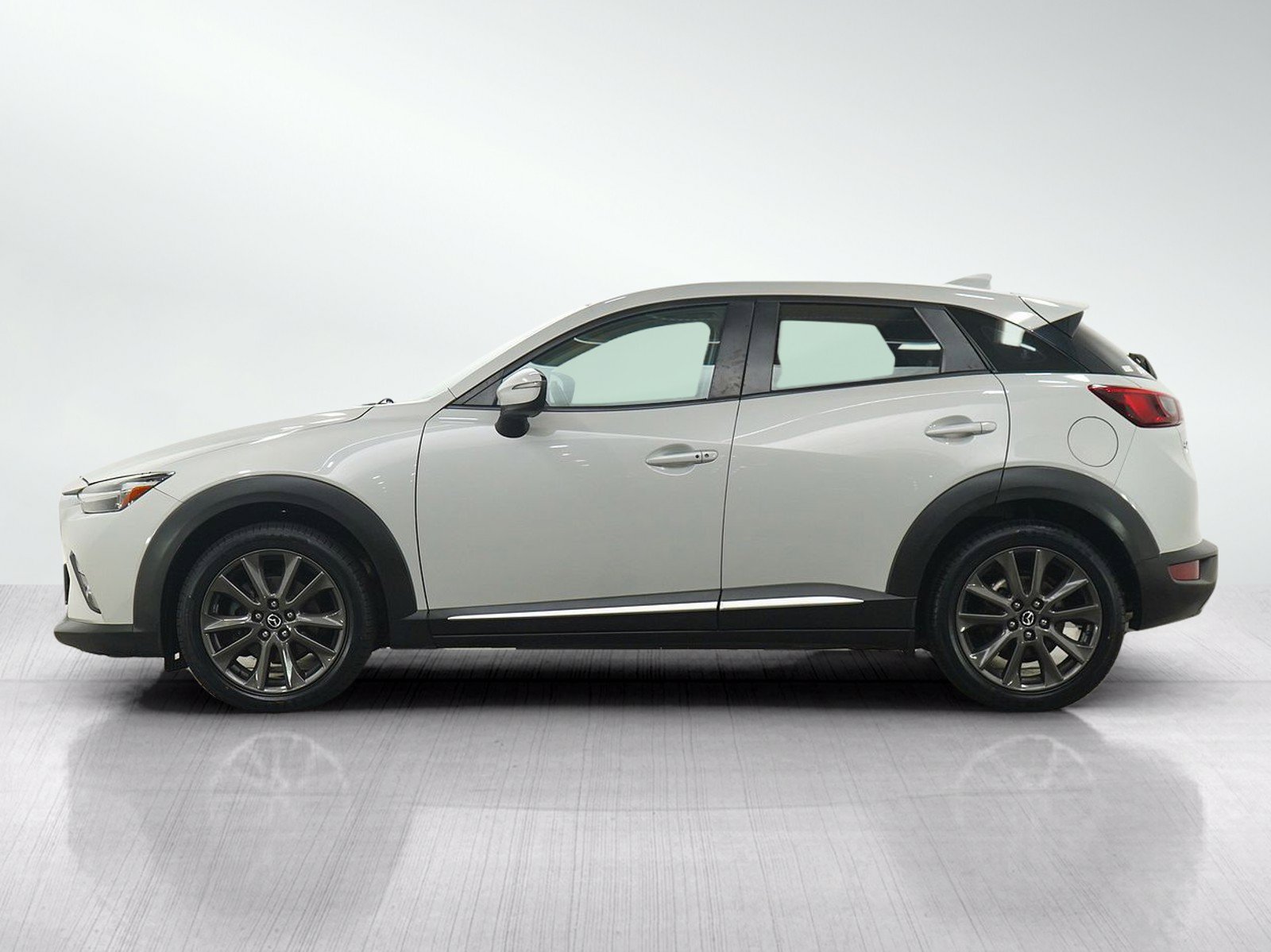 Used 2016 MAZDA CX-3 Grand Touring AWD/4WD image 2