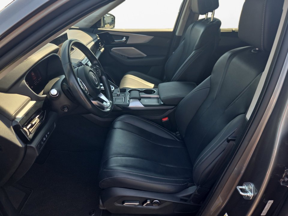 Used 2024 Acura MDX SH-AWD w/ Technology Package image 11
