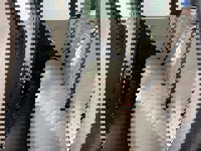 New 2022 BMW iX xDrive50 w/ Convenience Package image 25