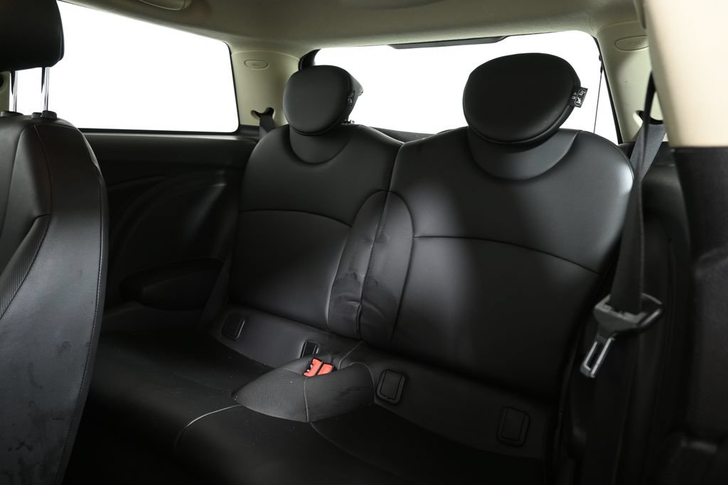 Used 2012 MINI Cooper Hardtop FWD image 7