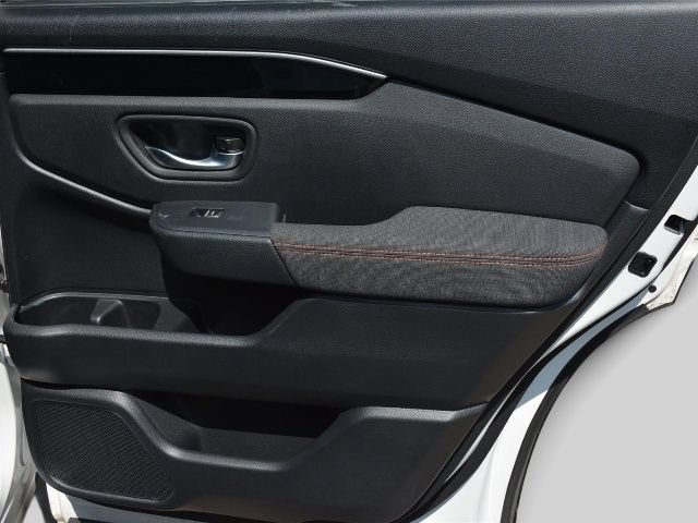 Used 2025 Honda Pilot Sport image 18