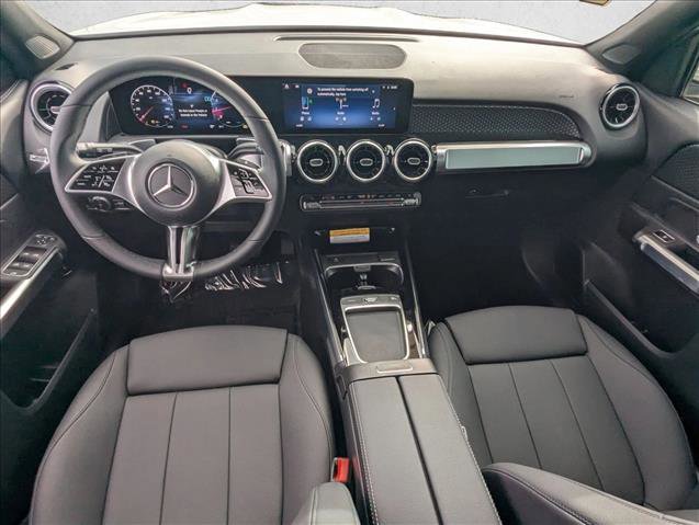New 2026 Mercedes-Benz GLB 250 image 13