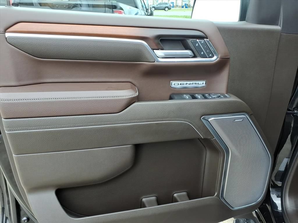 Used 2024 GMC Sierra 1500 Denali AWD/4WD image 19