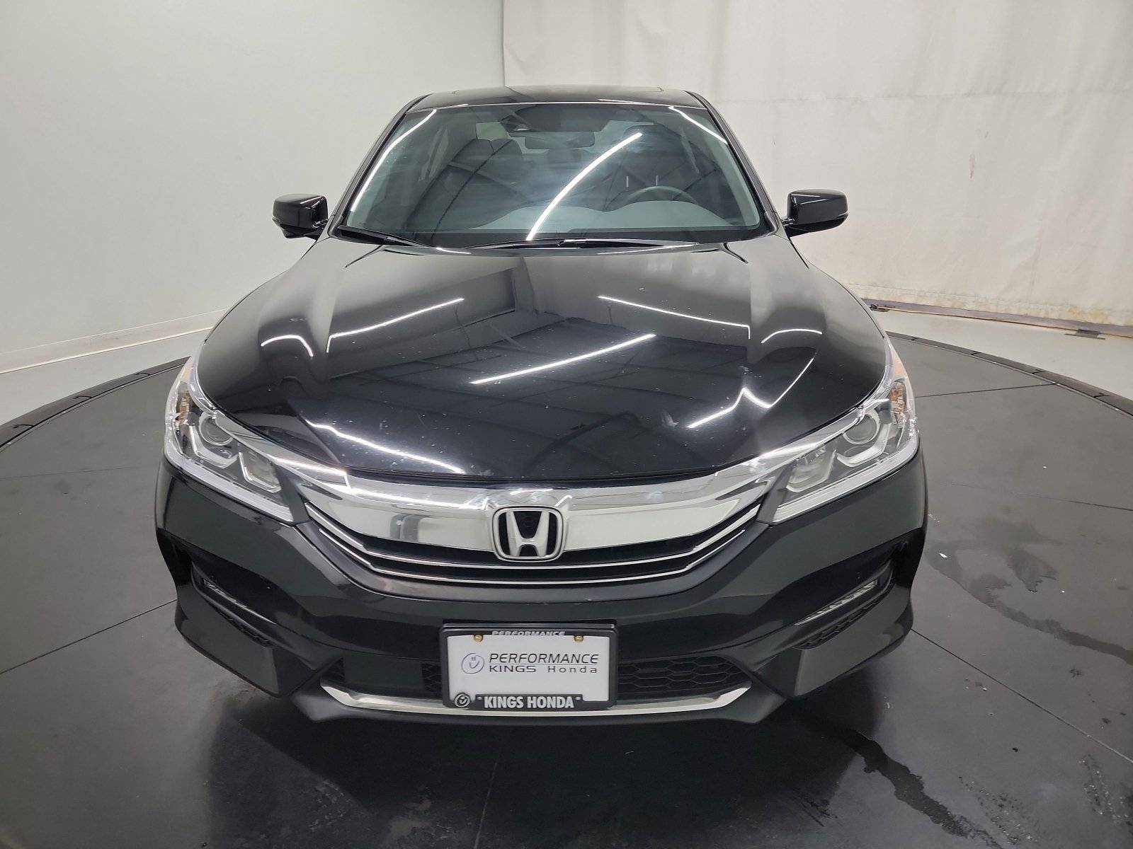 Used 2016 Honda Accord EX-L image 2