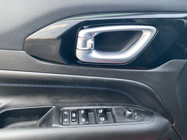 New 2026 Jeep Compass Altitude image 17