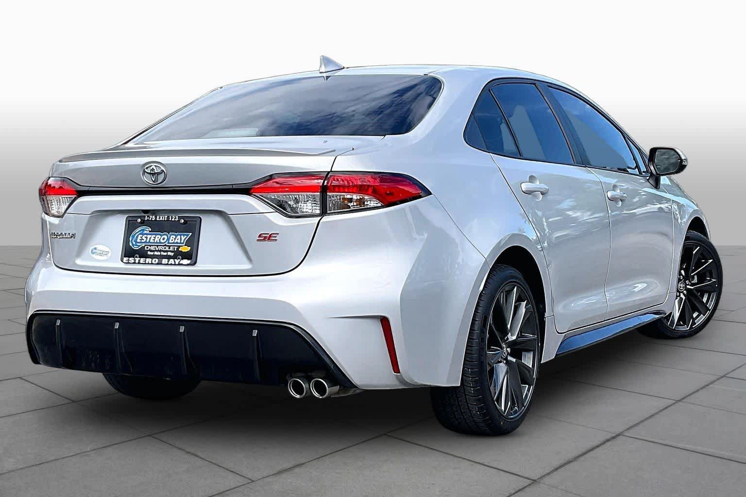 Used 2024 Toyota Corolla SE FWD image 13