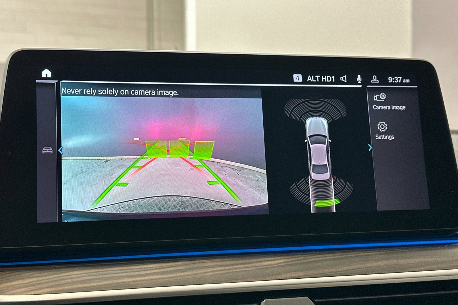 Certified 2023 BMW 530e w/ M Sport Package image 23