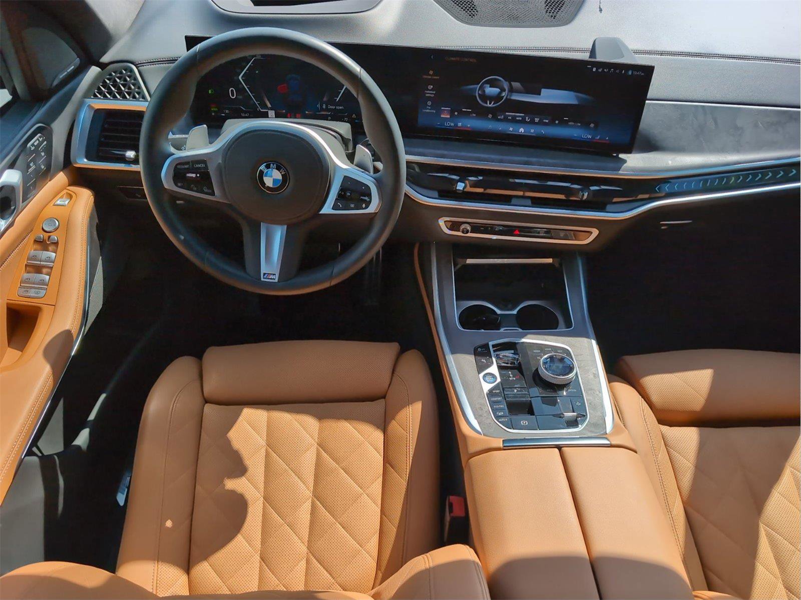 Used 2025 BMW X7 xDrive40i w/ Executive Package image 31