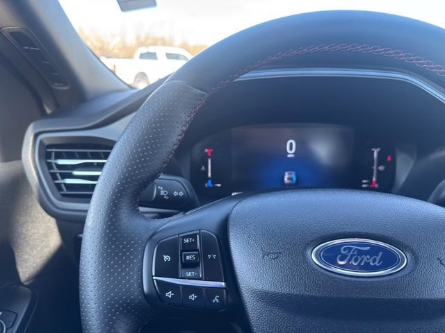 Used 2024 Ford Escape ST-Line AWD/4WD image 13
