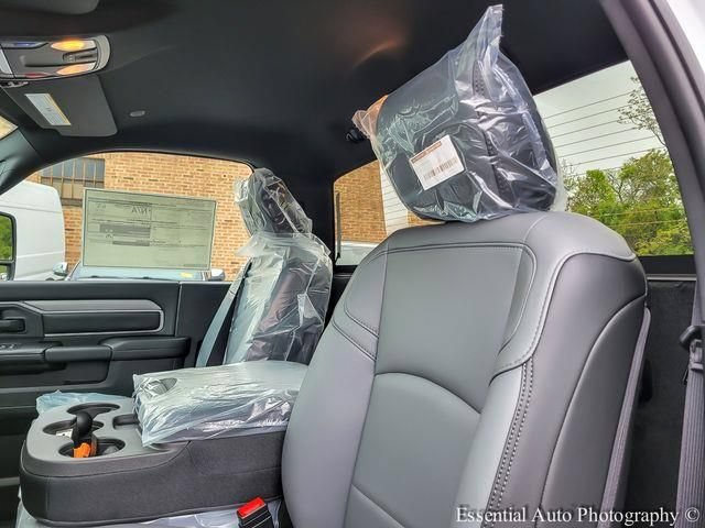 New 2026 RAM 4500 Tradesman AWD/4WD image 12