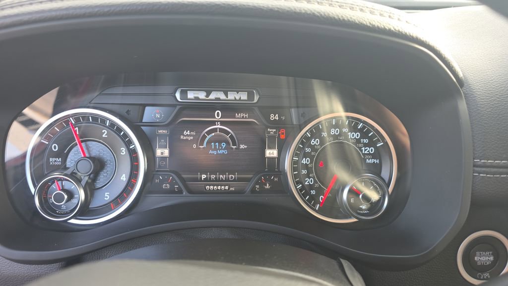 Used 2022 RAM 3500 Laramie AWD/4WD image 22