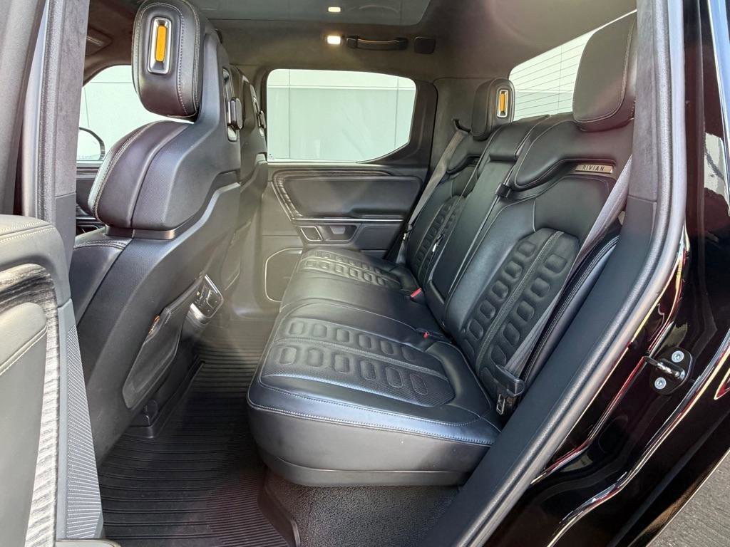 Used 2022 Rivian R1T Adventure image 30