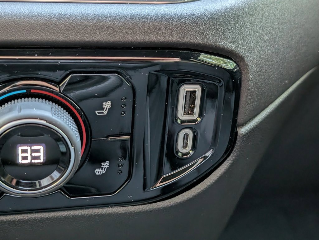 Used 2025 Chevrolet Silverado 1500 LT w/ Protection Package image 31