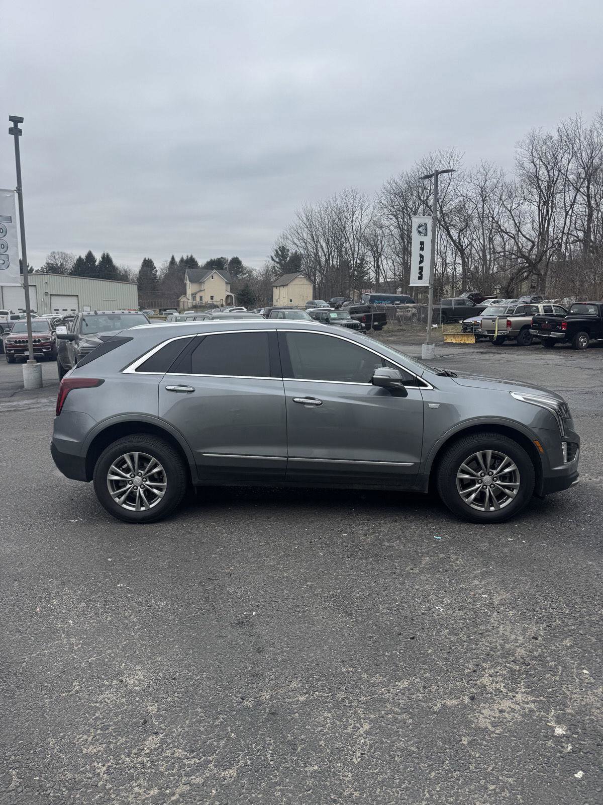 Used 2022 Cadillac XT5 Premium Luxury image 5