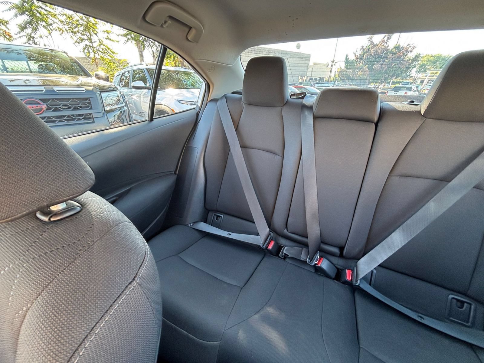 Used 2025 Toyota Corolla LE FWD image 36