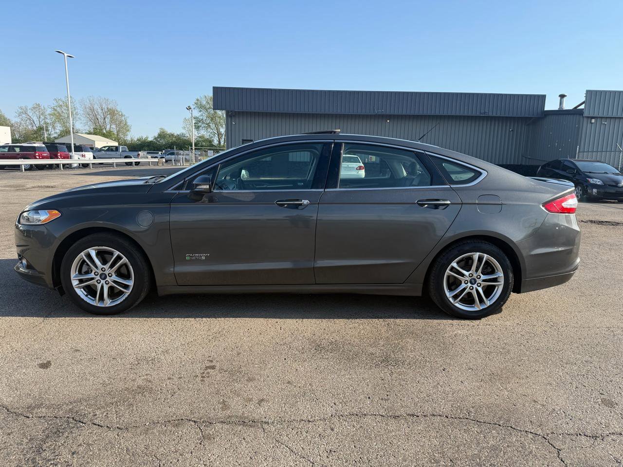 Used 2015 Ford Fusion Energi Titanium w/ Driver Assist Package FWD image 3